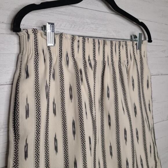 J. Crew Factory Cream & Black Aztec Print Mini Skirt Size 8 - Picture 2 of 11